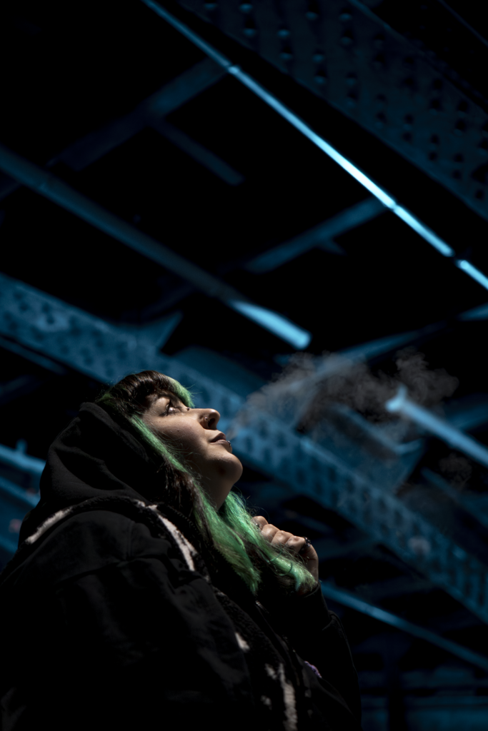female DJ Alechno techno